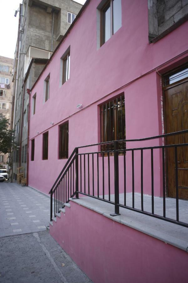 One Day Hostel Yerevan Exterior photo